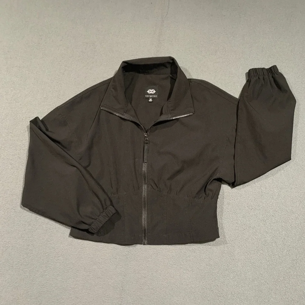 One5One Womens Black Cropped Full‎ Zip Windbreaker Jacket Mock Neck Medium